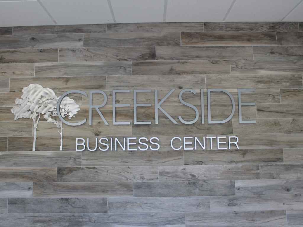 Creekside-Business-Center-100